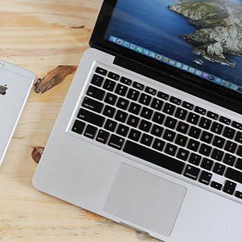 赛车比赛炙手可热，选手速度之王再现